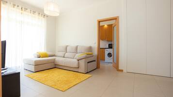 ์ํํธ | 2 ๊ฐ์ ์นจ์ค, ๋ฐฉ์ ์ค๋น