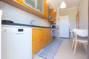 บ้านพัก | 2 ห้องนอน, ห้องเก็บเสียง