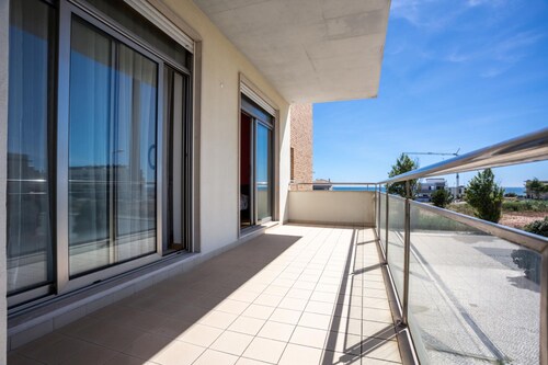 Foz Village Beach by Rent4all