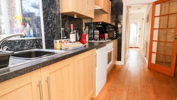 Fridge, microwave, dishwasher, toaster
