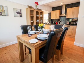 Dining - Haffannedd (Colwyn Bay)