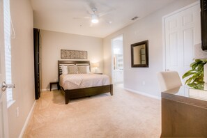 2 bedrooms, iron/ironing board, bed sheets