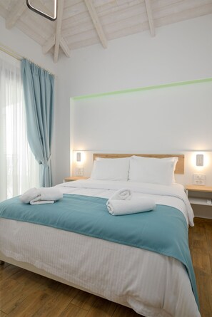 2 bedrooms, Tempur-Pedic beds, individually decorated