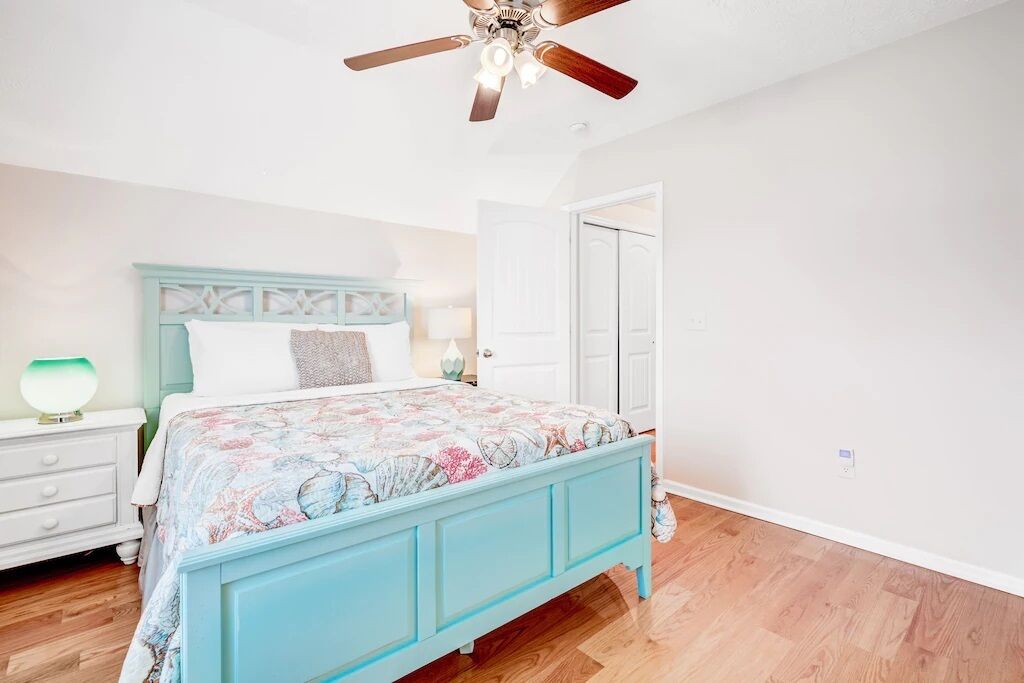 Wonderful Cottage by the Soft Sand Beach