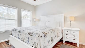 3 dormitorios, tabla de planchar con plancha, wifi gratis y ropa de cama