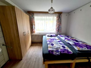 Nhà | 8 phòng ngủ, trang bị nội thất với thiết kế riêng biệt 