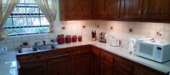 Caye Mange Holiday Home
