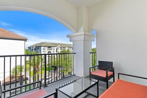 Appartamento (3 Bedrooms) | Servizio della struttura