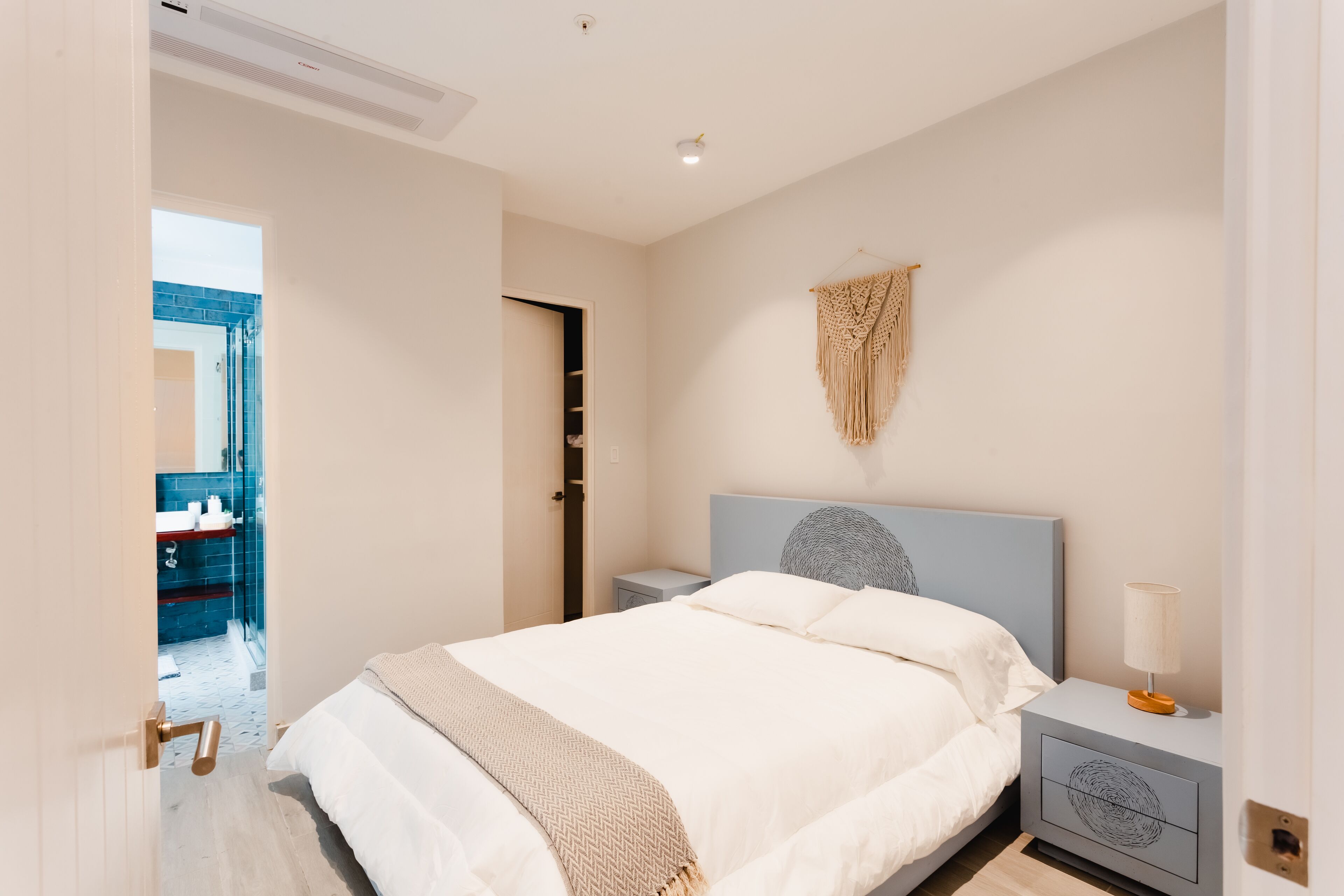 Apartamento luxo | 1 quarto, espaço de trabalho para notebook, Wi-Fi de cortesia