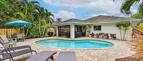 Ulkouima-allas, lämmitetty uima-allas