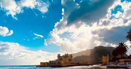 Apartament - 4 Place - Mondello - Palermo - 15 minute walk to the beach!!