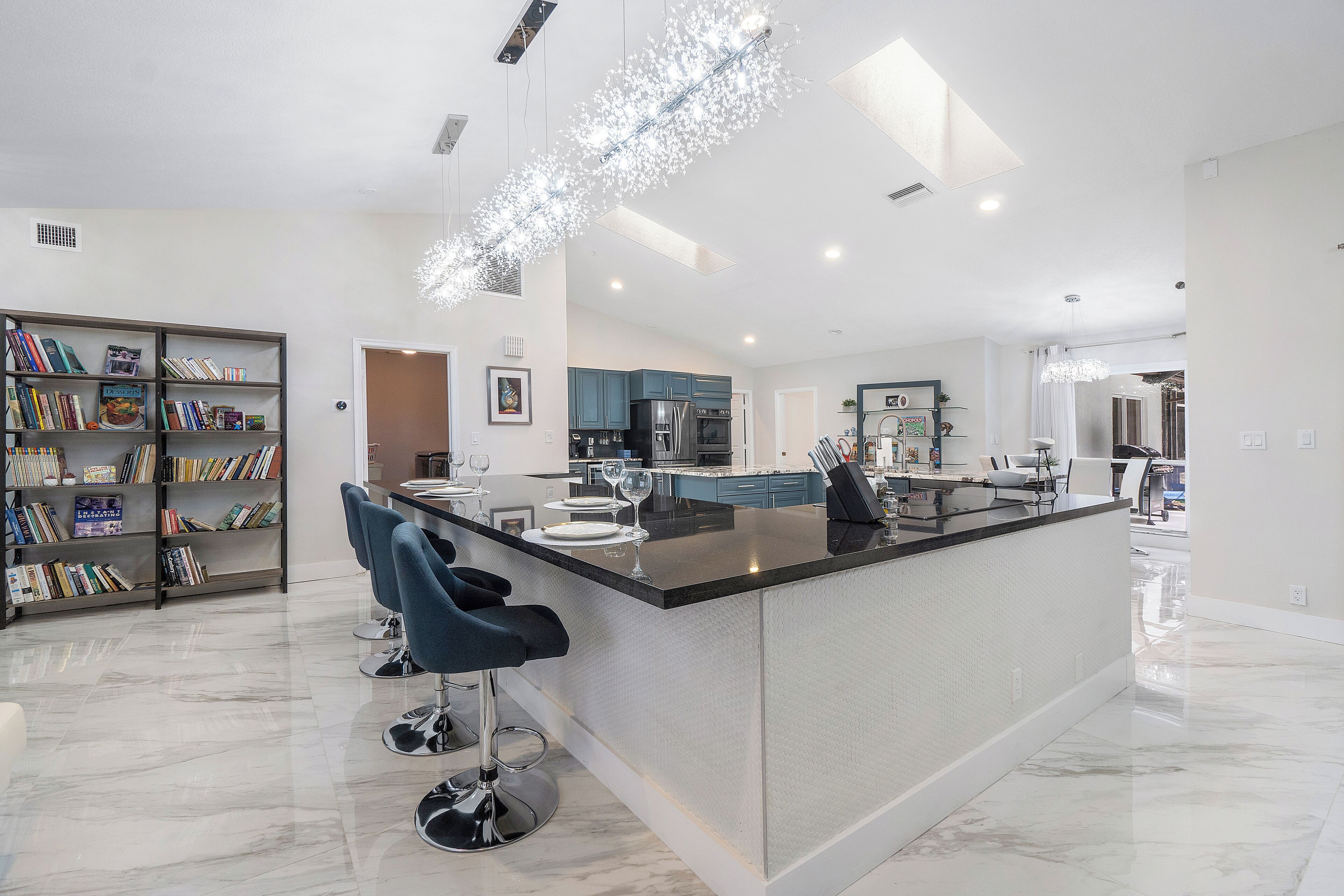 Exotic house 5/3 with gourmet kitchen. Wellington