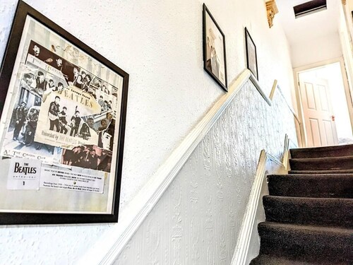 3bed House, Private Drive for 2 Cars, Large Garden