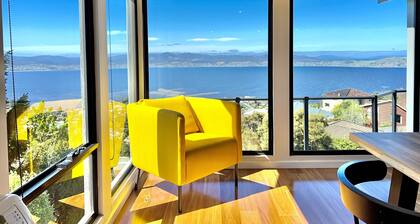 Luxury property with river & city views in Hobart