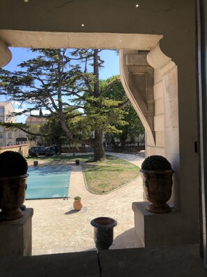 Enceinte de lâhĂ©bergement