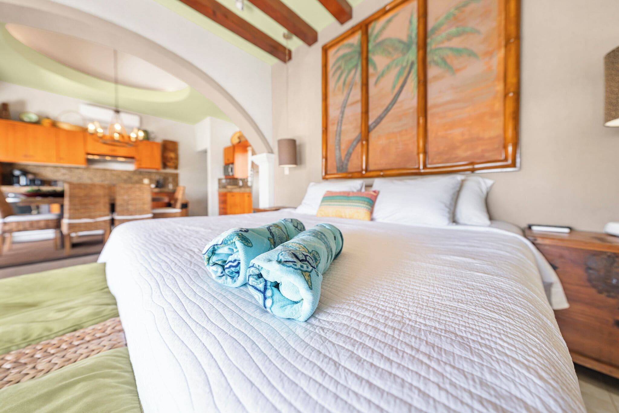 Spend The Day At The Soggy Peso Palapa Bar, And Spend The Night In The Penthouse - Isla Mujeres