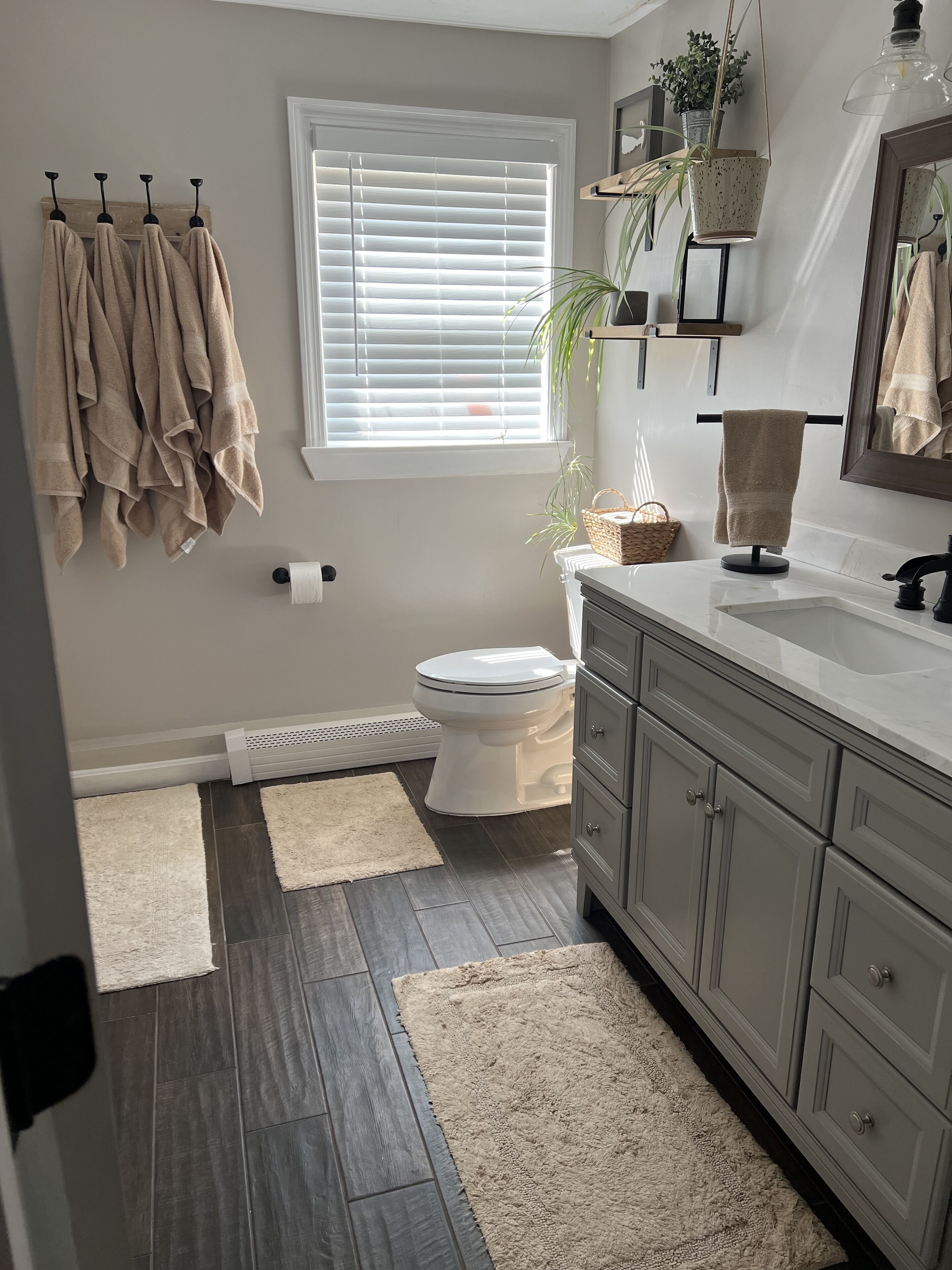 Renovated Private Entrance Apartment in Sandwich