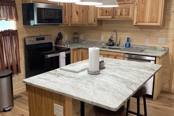 KĂŒhlschrank, Mikrowelle, Ofen, Herdplatte