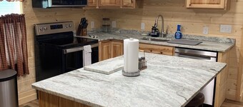 Treasured Moments Tiny Cabin Cottage in town and close to everything...