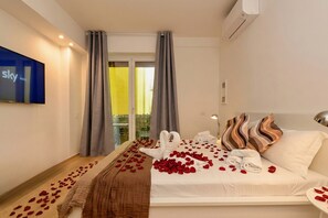 4 bedrooms, iron/ironing board, free WiFi, bed sheets - DesenzanoLoft - The Lake Giant (Desenzano del Garda)