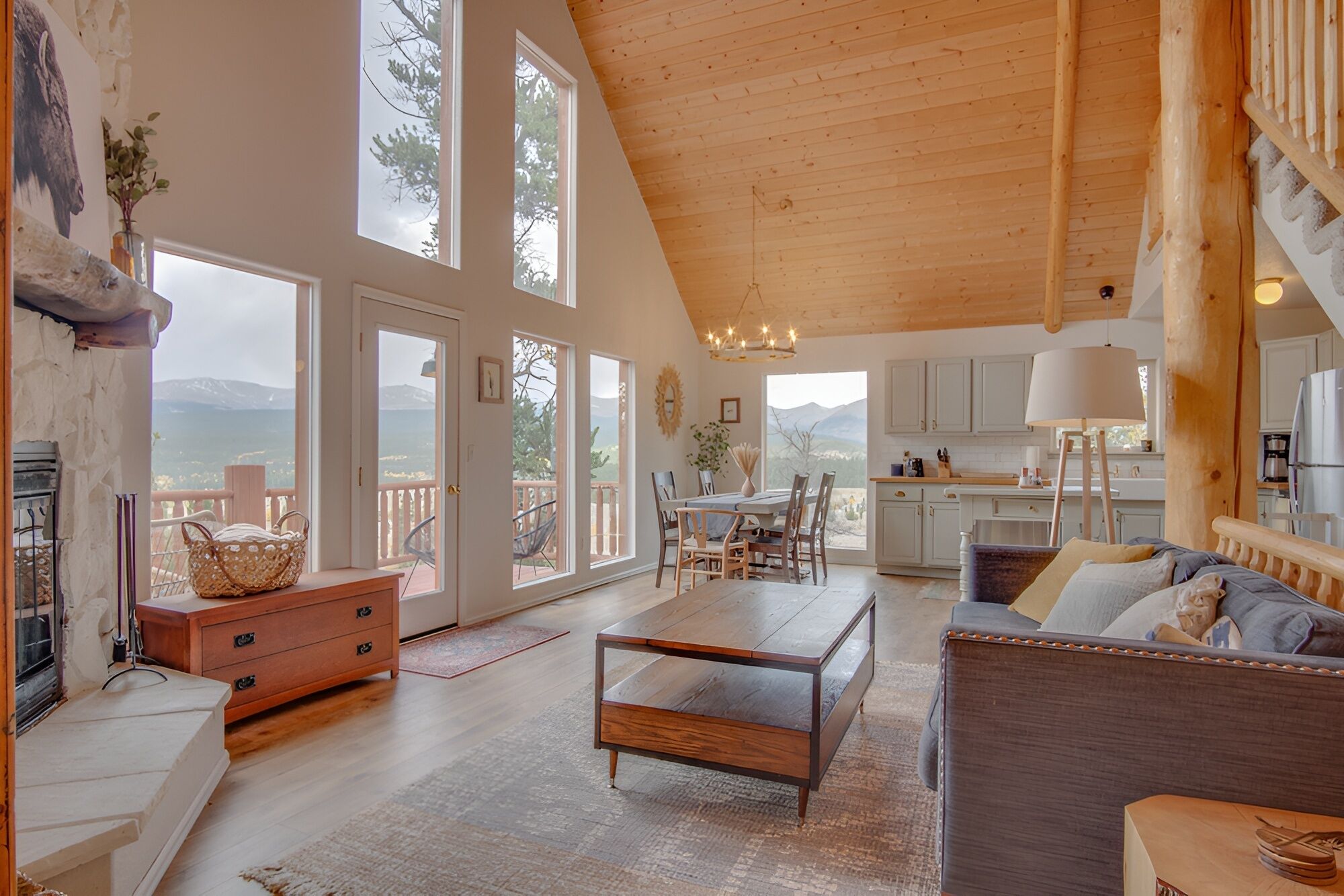 Cabin With Majestic Mountain Views Near Breckenridge