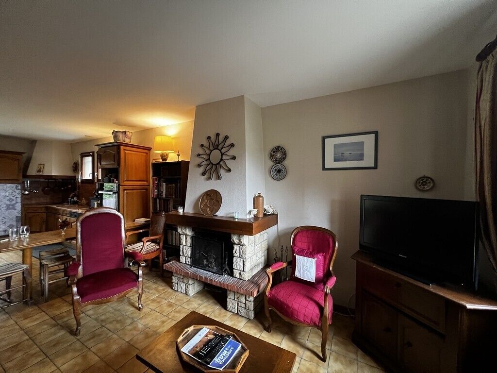 Spacious house with garden near the sea