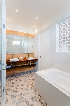 Bathroom - Casa Love 3A (Panama City)
