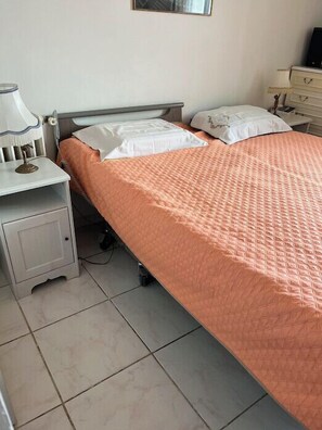 1 Schlafzimmer, Bügeleisen/Bügelbrett, WLAN