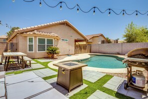 Pool - 5 Mi to Dtwn Gilbert! Desert Gem w/ Fenced-In Pool (Gilbert)