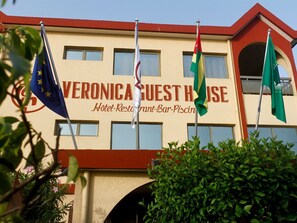 Exterior - Veronica Guest House (Lomé)