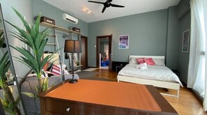 2 chambres, bureau, draps fournis
