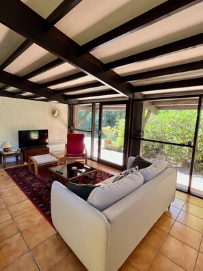 TV - La Girolle (Lège-Cap-Ferret)