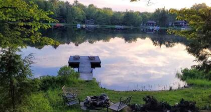 A-Frame of Mind - Cozy, Pet-Friendly Waterfront Cottage in Muskoka
