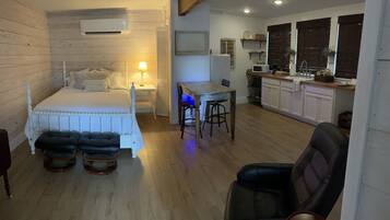 1 chambre, fer et planche à repasser, Wi-Fi gratuit, draps fournis