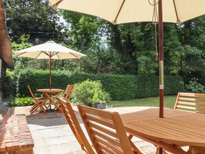 Cottage | Outdoor dining - Blackbird Cottage (Canterbury)