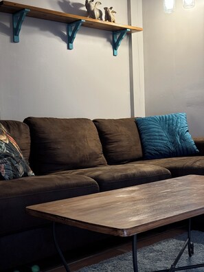 TV, ping pong, books