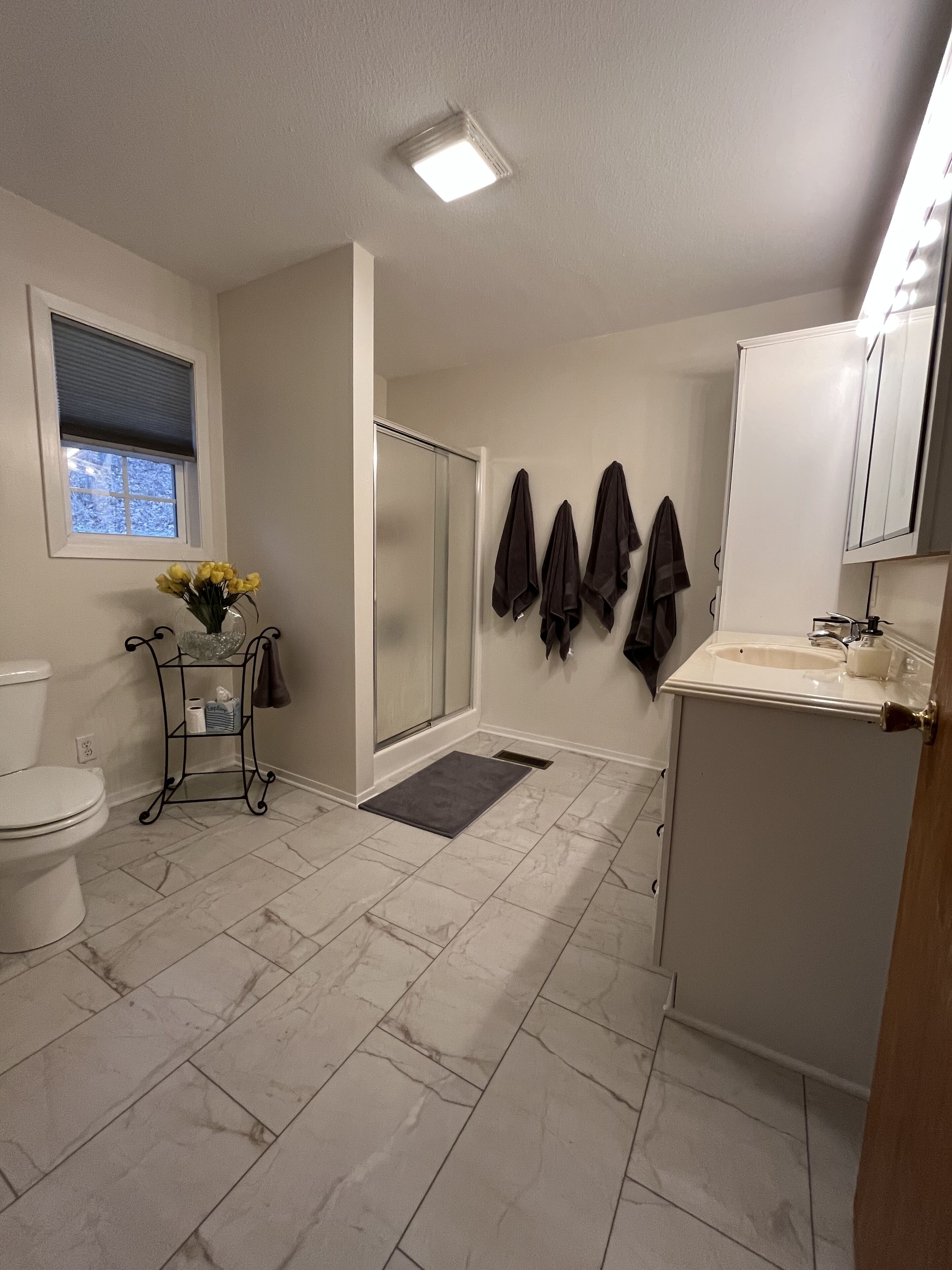 Minutes from the Illinois River, Welcome to Native Springs!