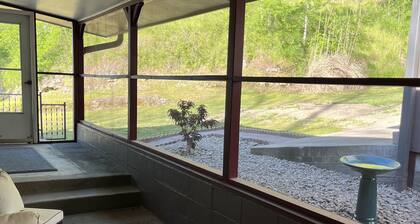 Minutes from the Illinois River, Welcome to Native Springs!