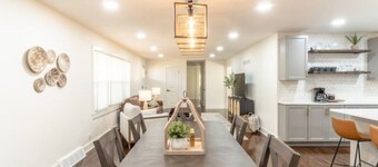 Luxury spacious 5BR home w/ 2 King Beds