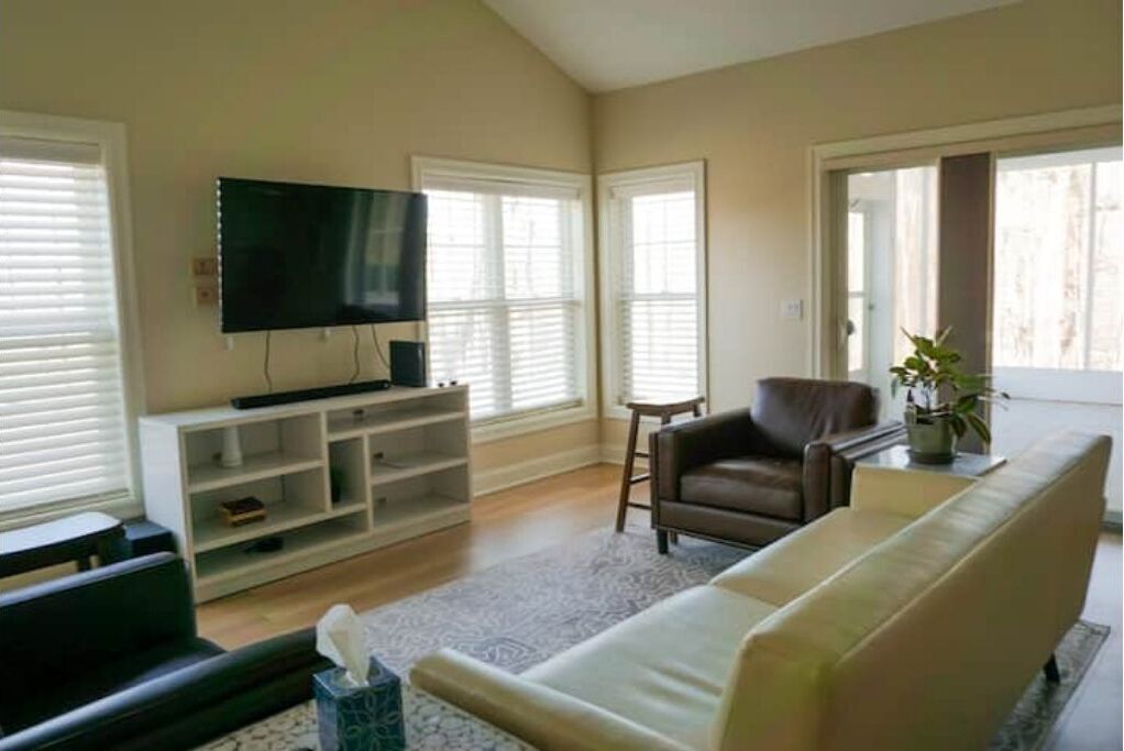 Hillsdale’s Hidden Condo Hideaway