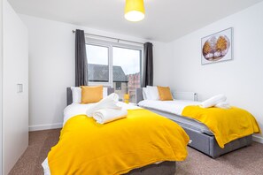 2 bedrooms, iron/ironing board, free WiFi, bed sheets