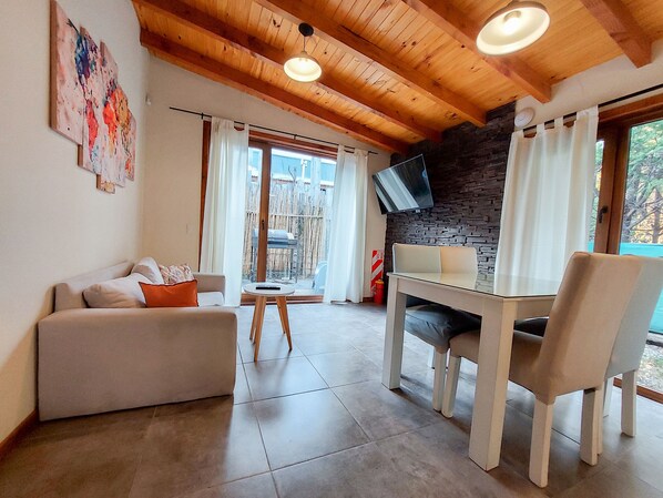 Family Duplex, 2 Bedrooms | Living area