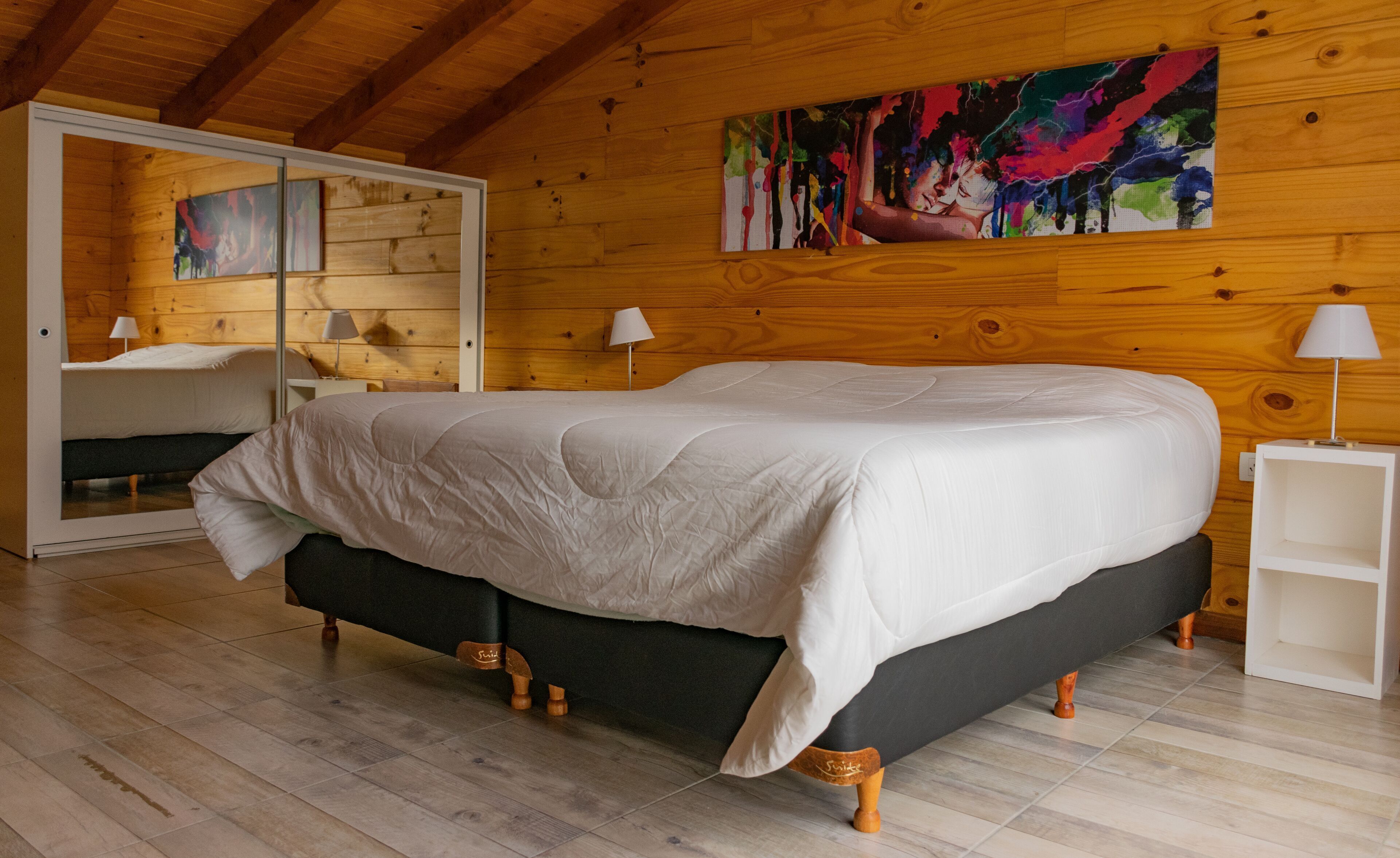Down comforters, in-room safe, blackout drapes, soundproofing