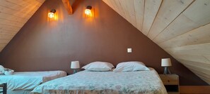 2 Schlafzimmer, Bügeleisen/Bügelbrett, kostenloses WLAN, Bettwäsche