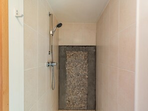 Rumah | Kamar mandi | Bathtub