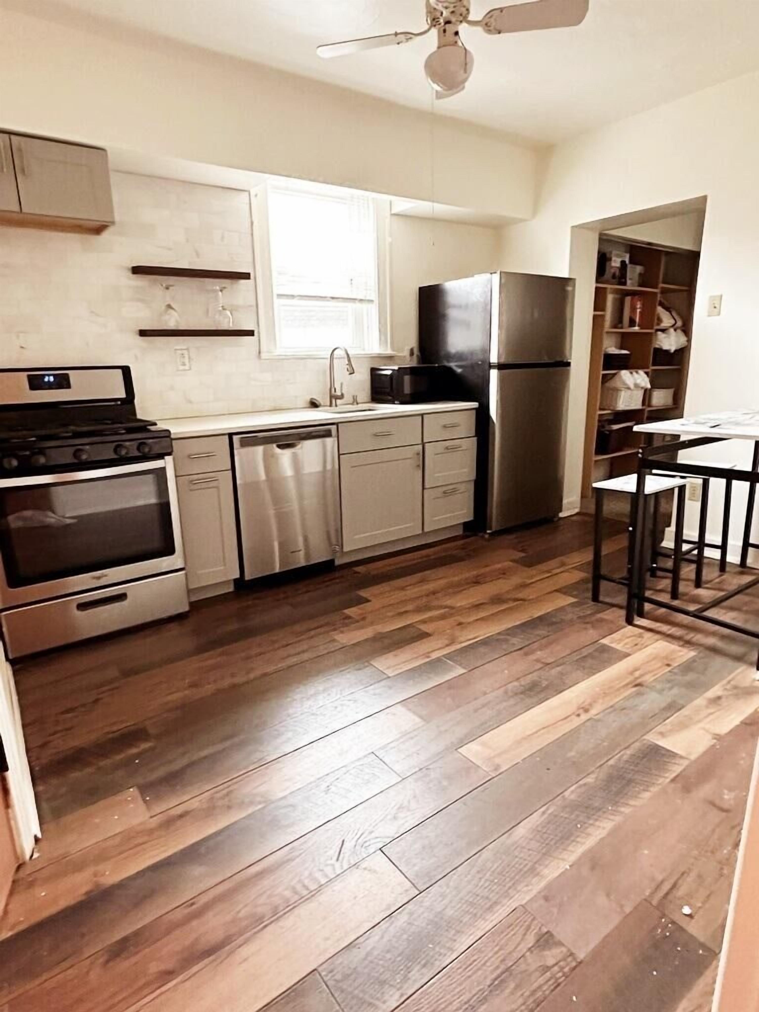 Peaceful 2 rooms near Pittsburgh!