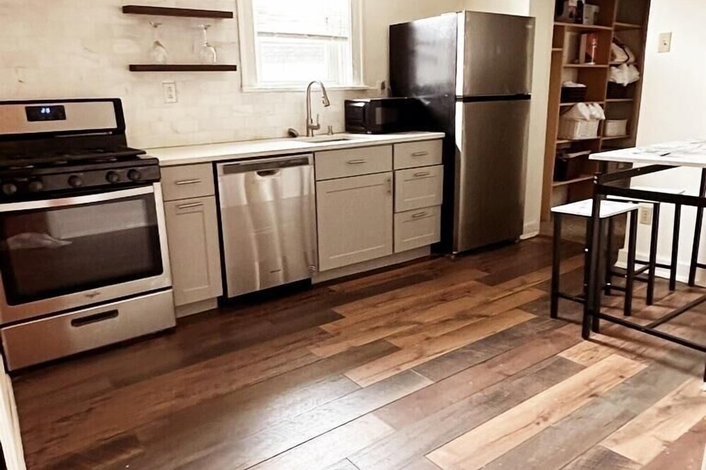 Peaceful 2 rooms near Pittsburgh!