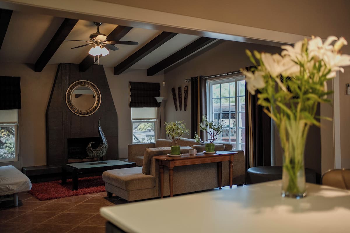 Familiekamer | Een strijkplank/strijkijzer, gratis wifi, beddengoed