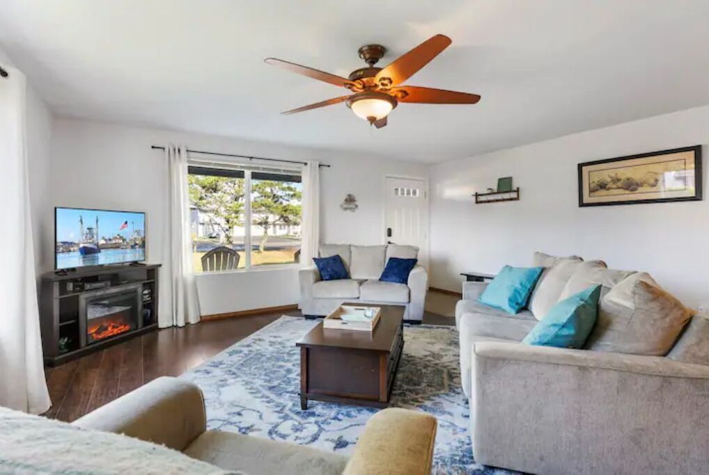 Large cottage on corner lot w/ fenced yard. Central location. Kid & Pet friendly