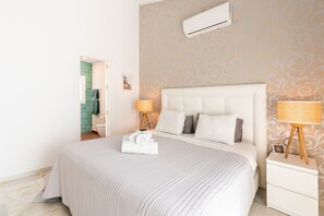 3 bedrooms, iron/ironing board, travel cot, free WiFi